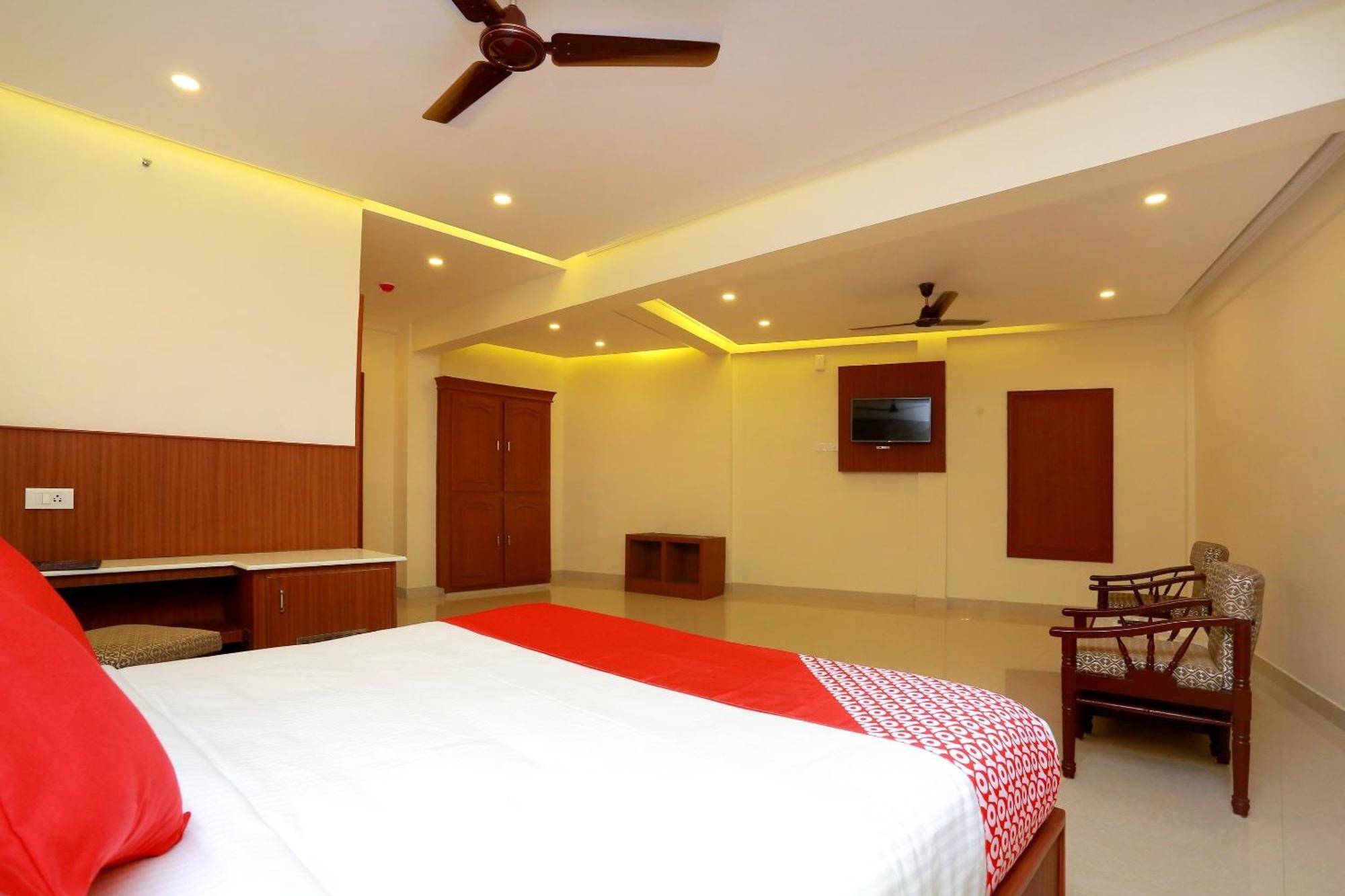 Capital O Kovilakam Residency Thrissur Eksteriør bilde