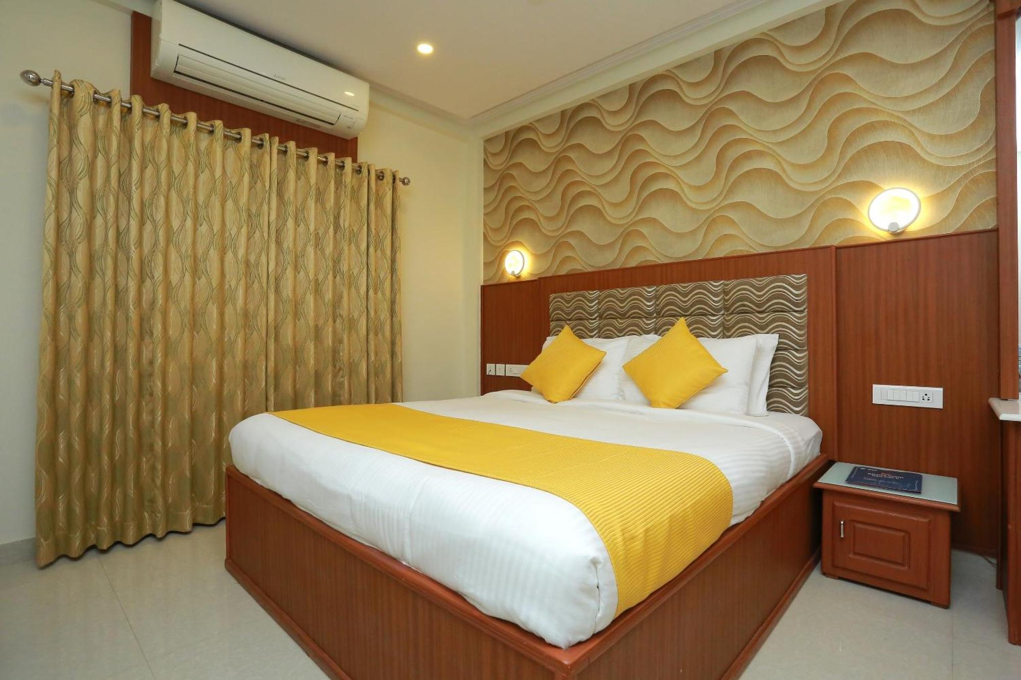 Capital O Kovilakam Residency Thrissur Eksteriør bilde